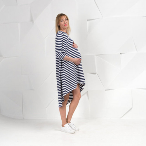 Платье в полоску свободного силуэта с асимметричным подолом для беременных и кормящих мам HIGH HEELS MOM (размер M/L)